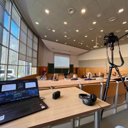 Nagrania z wykładów i konferencji:

https://youtu.be/lQGbg8zIRSU