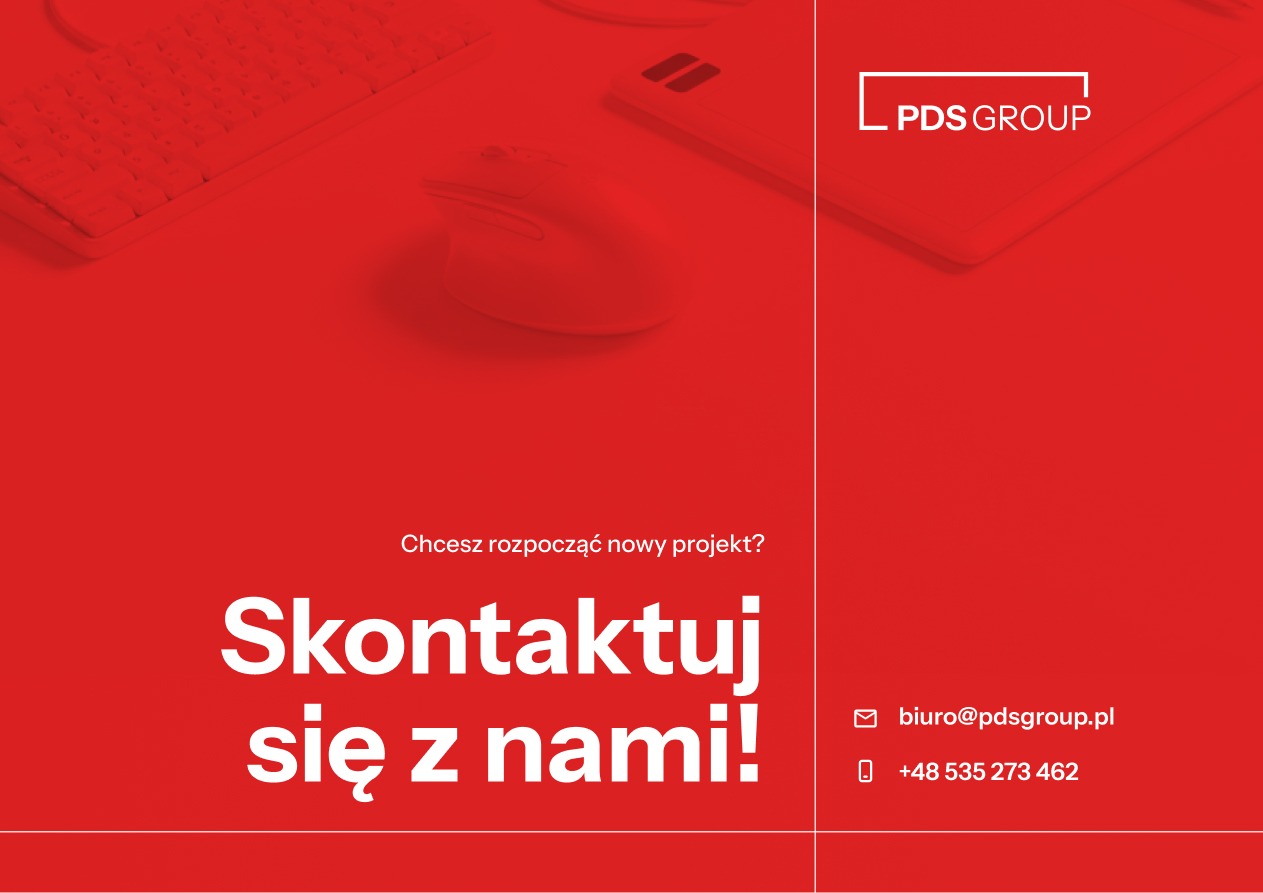 Czerwone tło z klawiaturą, myszką i logo PDS Group. Tekst: 'Chcesz rozpocząć nowy projekt? Skontaktuj się z nami!' oraz dane kontaktowe.