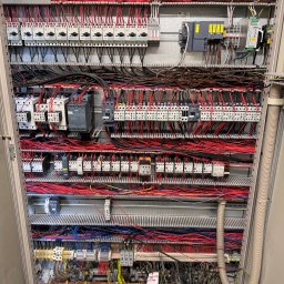 Przemysław Jeliński USŁUGI ELEKTRYCZNE - Najwyższej Klasy Skręcanie Mebli Kędzierzyn-Koźle