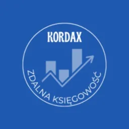 Logo firmy Kordax: zdalna księgowość. Na niebieskim tle białe obramowanie koła z nazwą i grafiką słupkową z rosnącą strzałką.