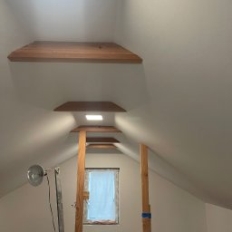 Strych w trakcie realizacji 