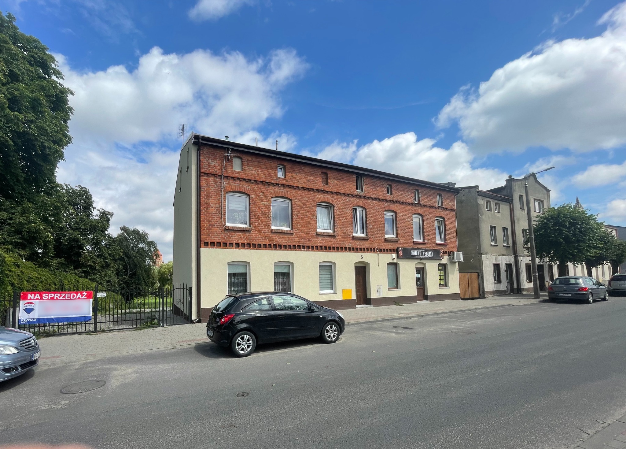 Sprzedaż Kamienicy z Działką nad jeziorem w Kujawsko Pomorskim