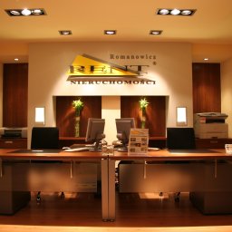 RENT - NIERUCHOMOŚCI ROMANOWICZ PIOTR ROMANOWICZ - Nasz główne biuro znajduje się przy ul. Lucjana Rydla 66 w Szczecinie. Zapraszamy 🤗