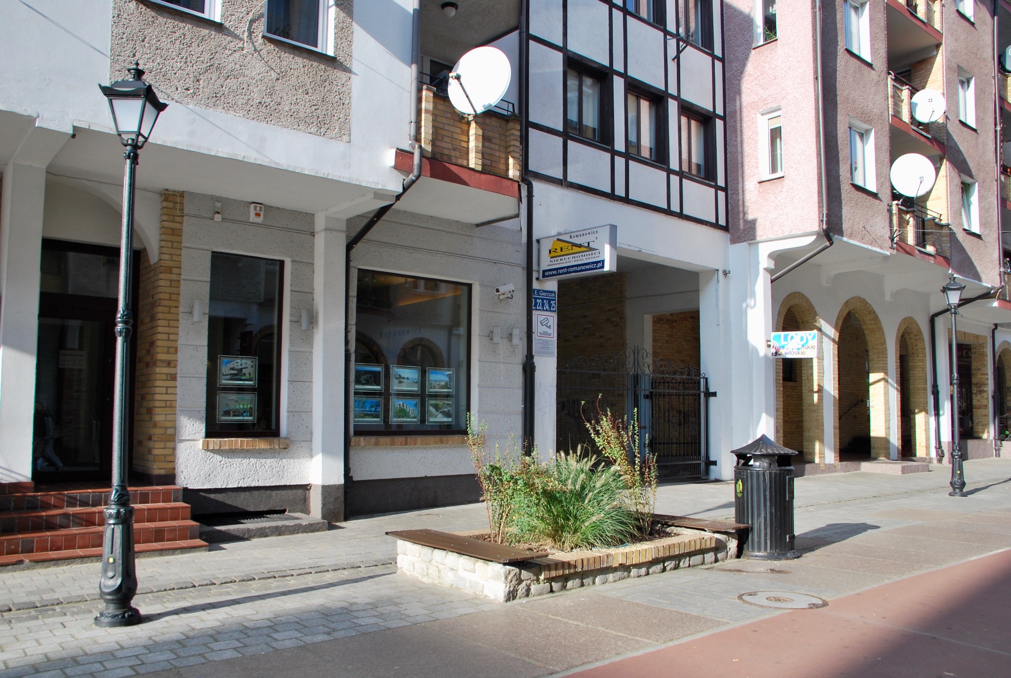 Nasz biuro w Kołobrzegu położone jest na samej starówce przy ul. Emilii Gierczak 23. Zapraszamy 🤗