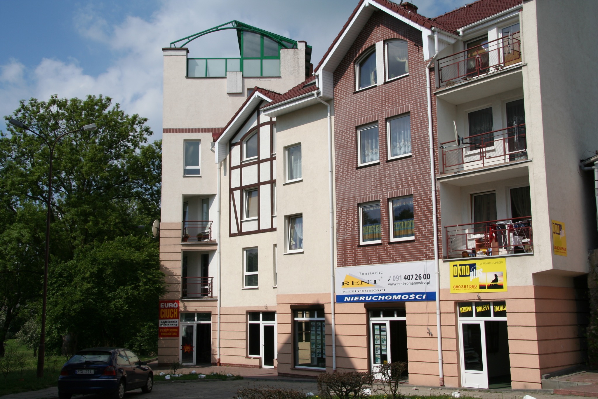 W Goleniowie znajdujemy się w samym centrum, przy ul. Konstytucji 3-Maja, 30h. Zapraszamy 🤗