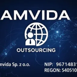 Grafika Amvida Outsourcing z logo: glob z sylwetką osoby w krawacie. Błękitne tło z mapą świata i połączeniami. Dane firmy: NIP, REGON, nazwa Amvida Sp. z o.o.