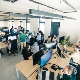 Nie tylko działamy. Uczymy jak działać mądrze