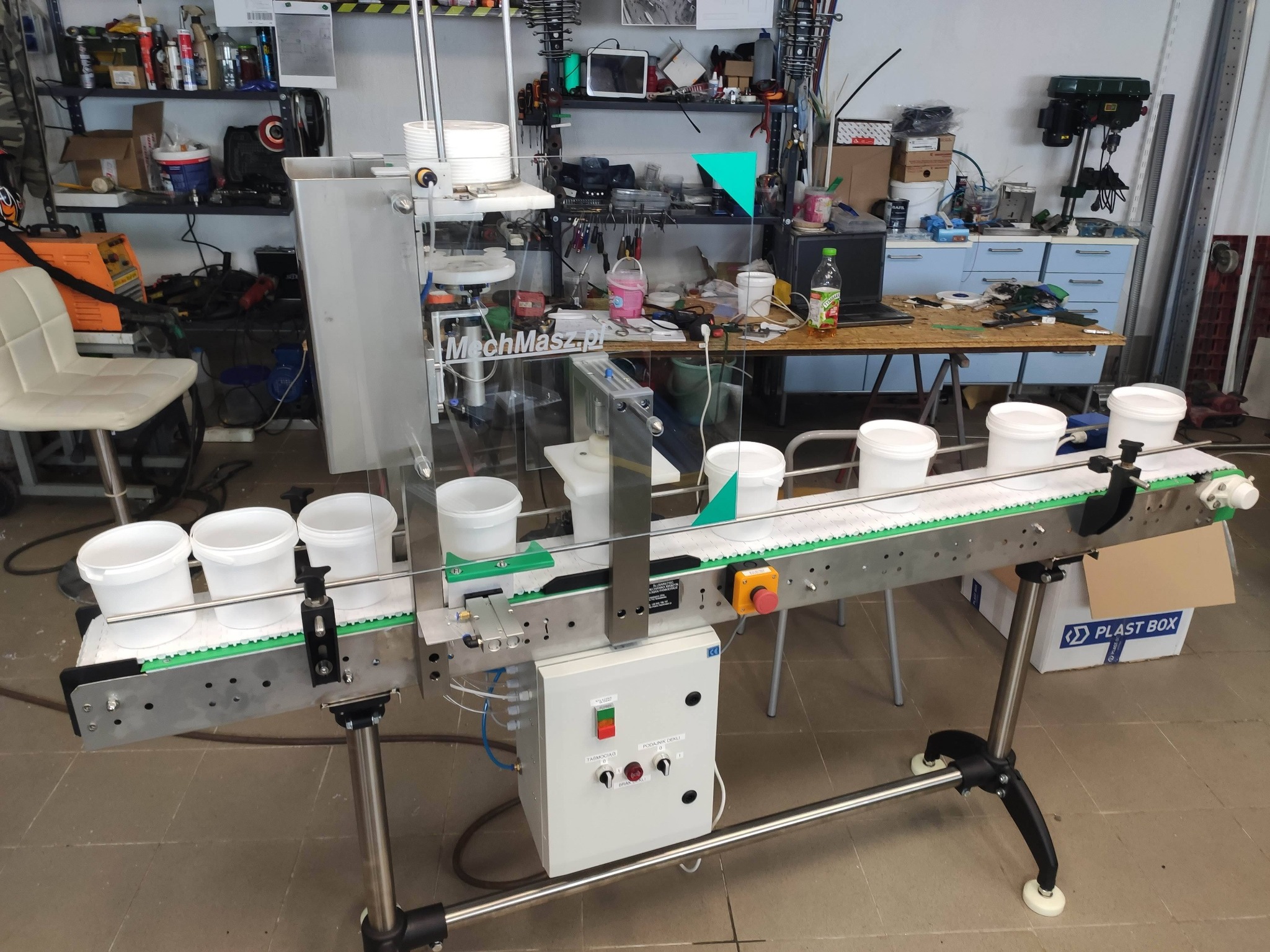 podajnik dekli wiaderek