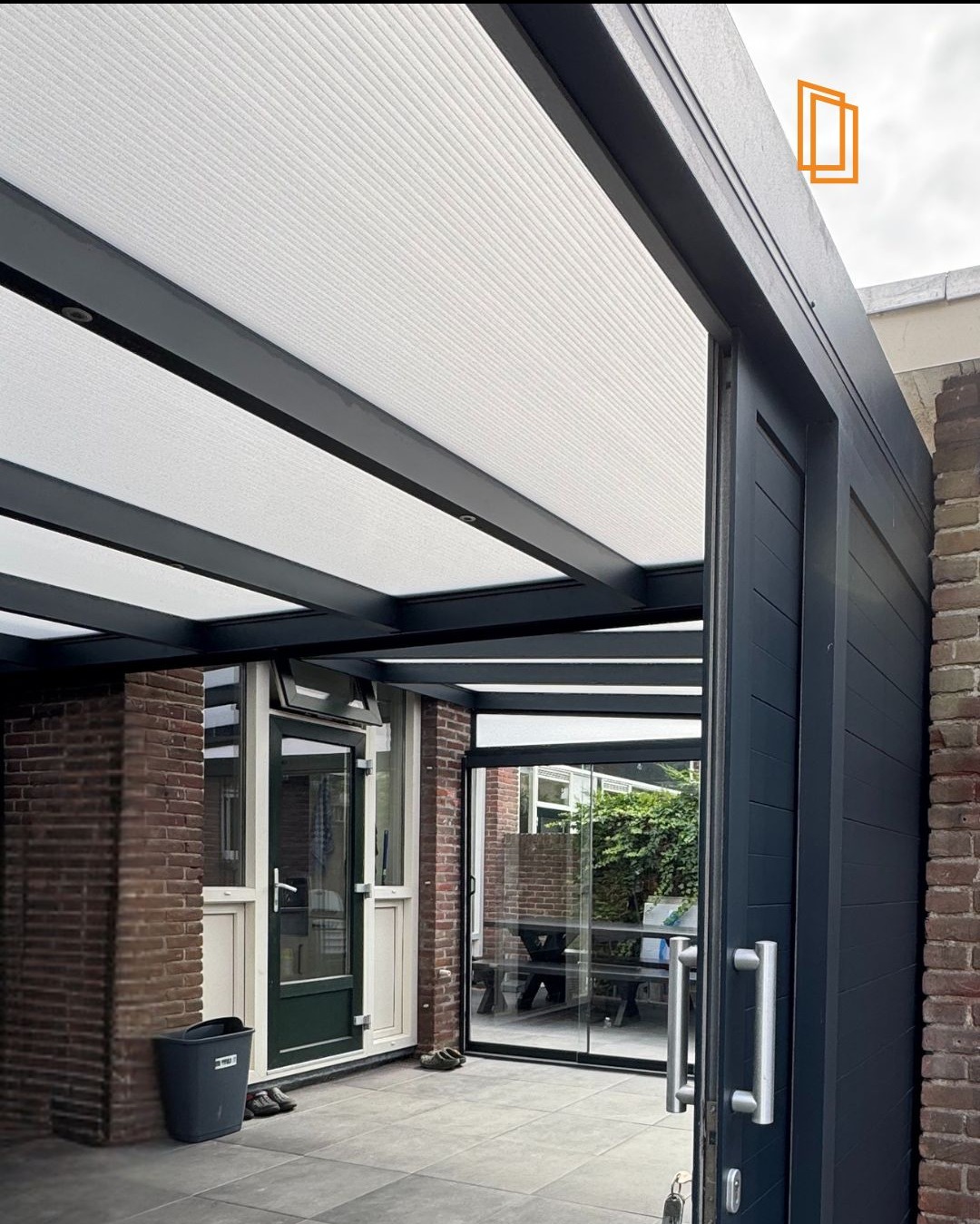 Zadaszenie z poliwęglanu