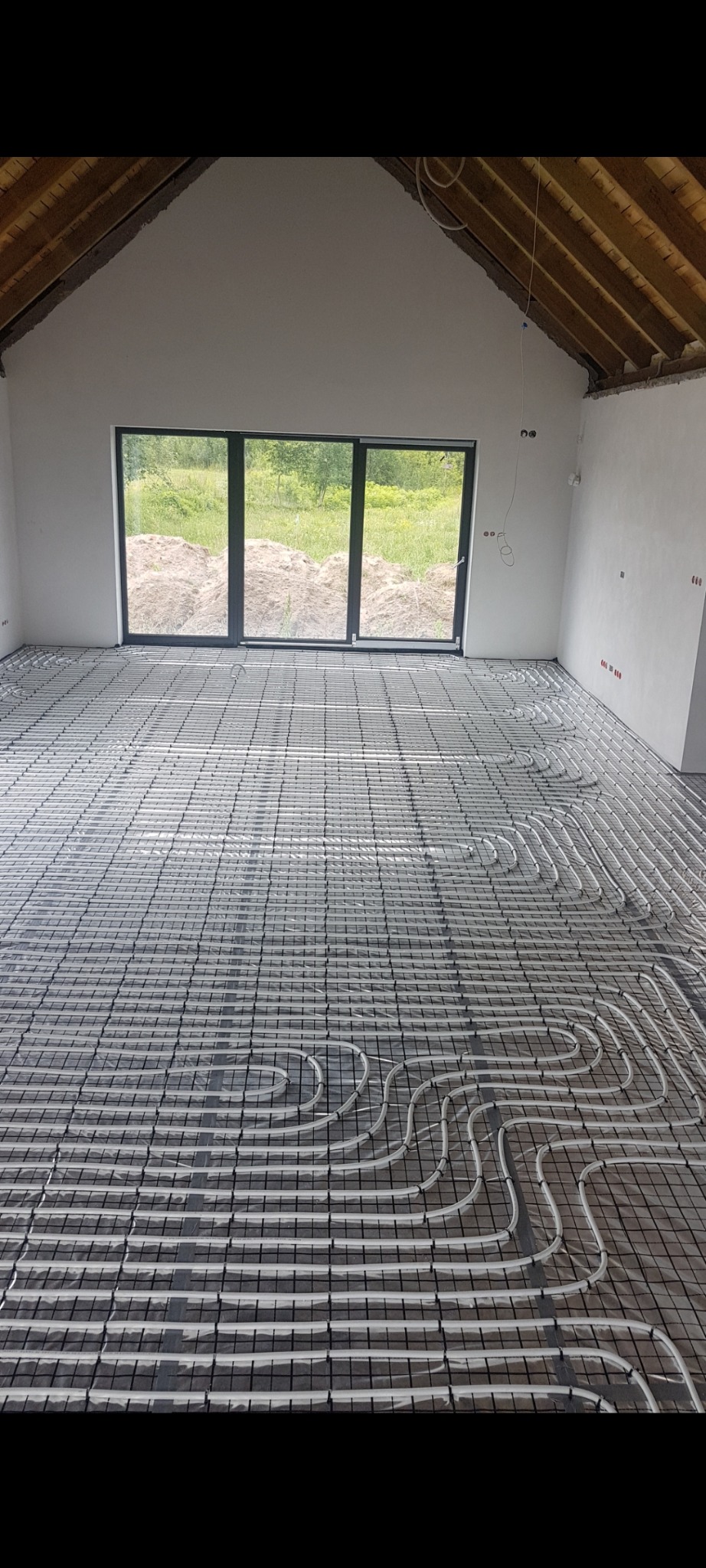 Ogrzewanie podłogowe w 2dni Malowanie natryskowe