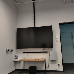 Pe-Jot Piotr Jurkowski - Montaż systemu multimedialnego.