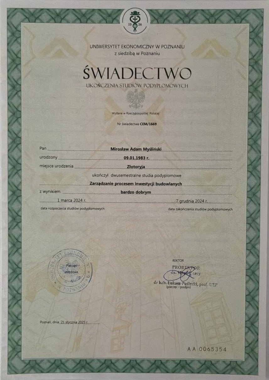 Łączymy praktykę i wiedzę teoretyczną w naszej firmie