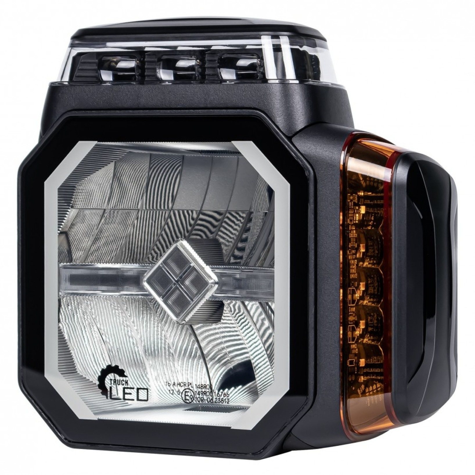 Czarna lampa LED do pojazdów, z pomarańczowym kierunkowskazem, na białym tle. Widoczne detale konstrukcyjne i logo producenta Truck LED.