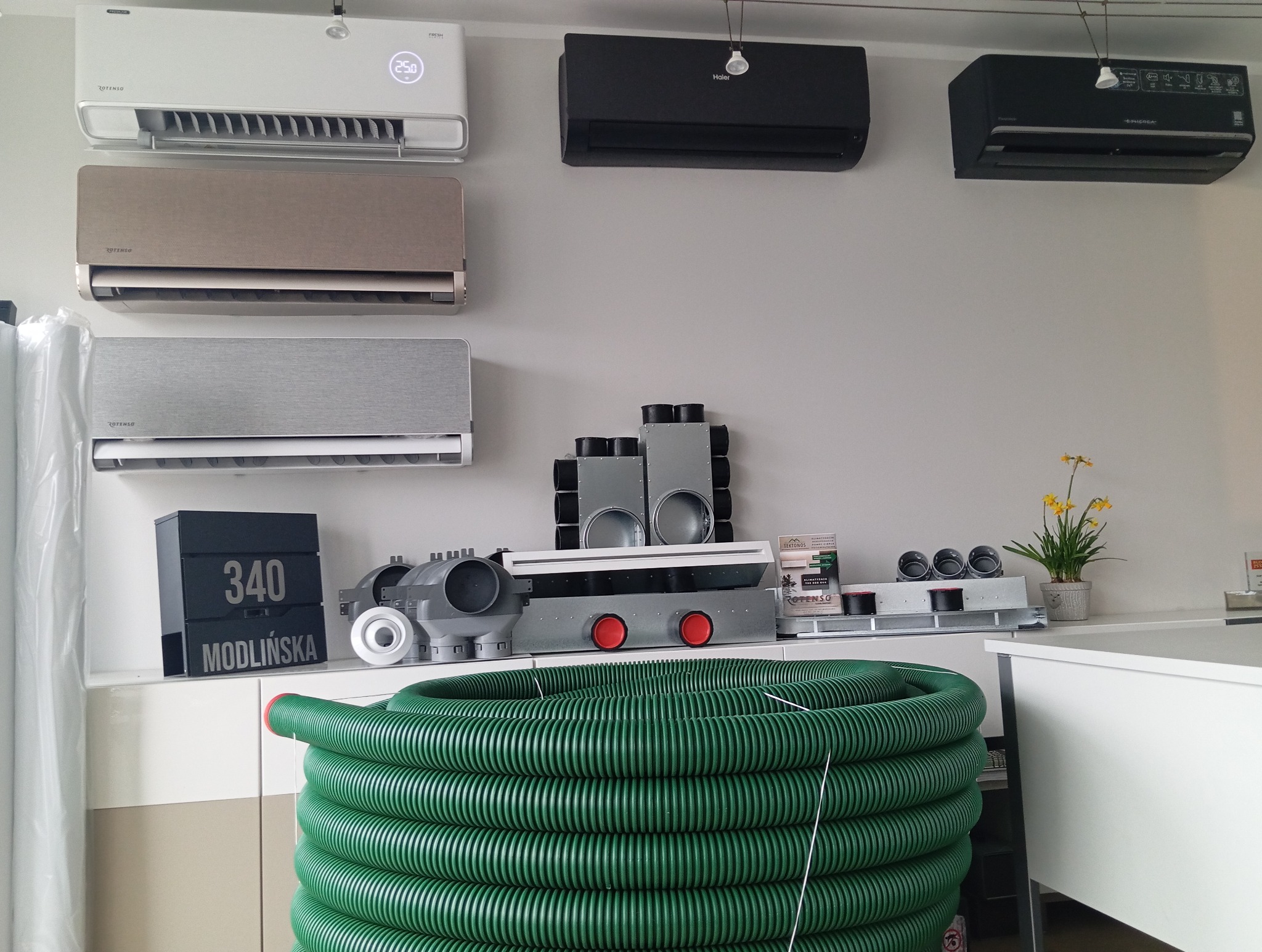 Modlińska 340. Zapraszamy. Materiały do budowy systemu wentylacji i klimatyzacji, doradztwo, montaż, serwis.