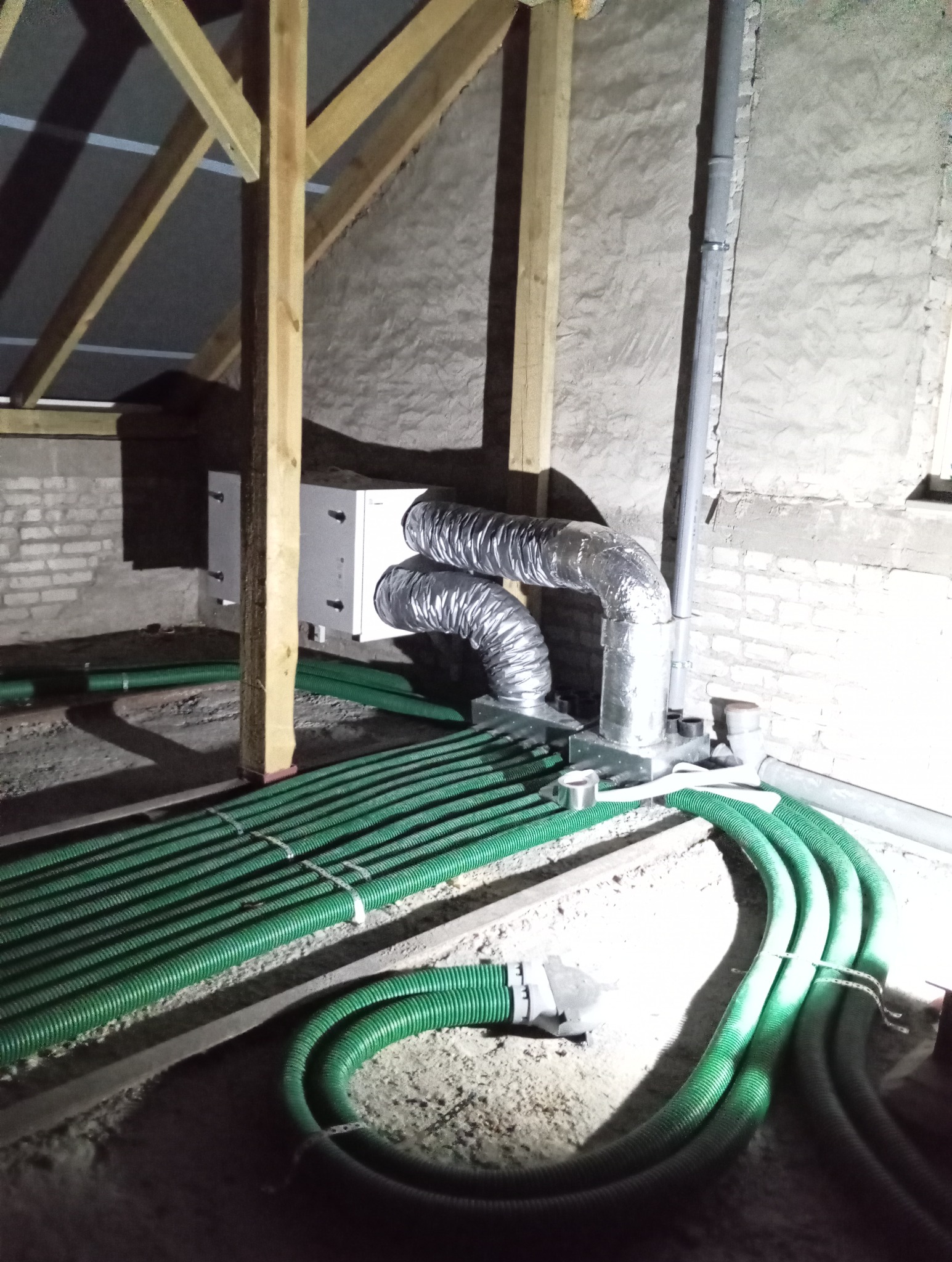 System wentylacji mechanicznej.