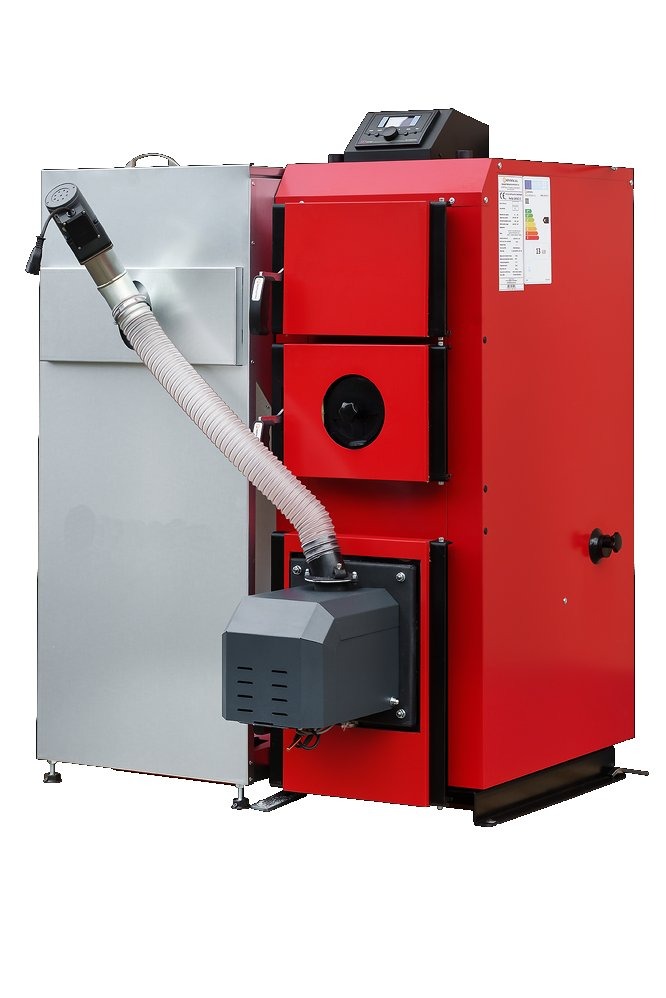 Czerwono-szary piec na paliwo stałe z podajnikiem, widoczny na białym tle, z panelem sterowania na górze i rurą podajnika.