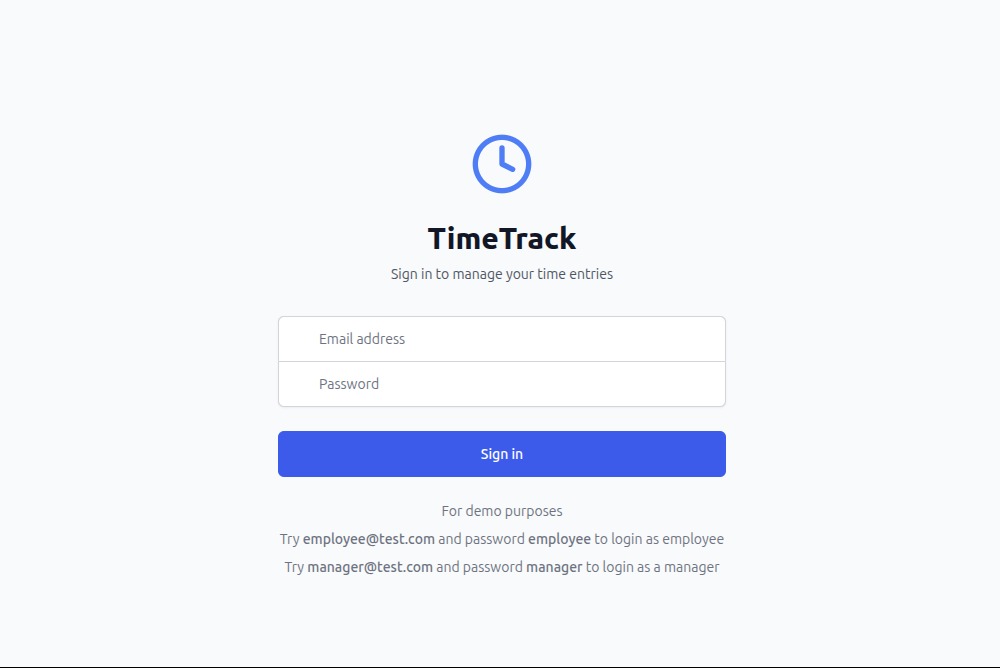 Ekran logowania do aplikacji TimeTrack z polami na e-mail i hasło oraz przyciskiem Sign in. Pod spodem instrukcja logowania dla demo.
