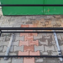 Paweł Przekop - Stelaż stolika kawowego