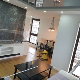 Serhii Czuev - Odpowietrzanie Grzejnika Warszawa