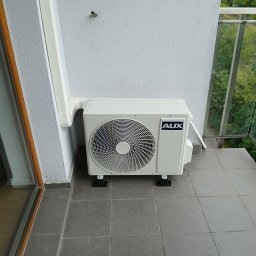 DE Systemy sp. z o.o. - AUX J-Smart Art