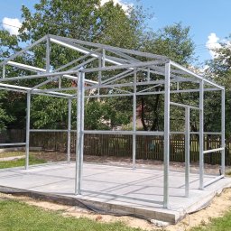 STEEL TEAM Strzałka Piotr - Konstrukcja garażu 5x7x3 pod płytę 100 mm