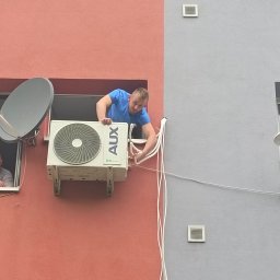 Klimatyzacje Pobiega Anna Pobiega - Na elewacji bez dostępu z zewnątrz.