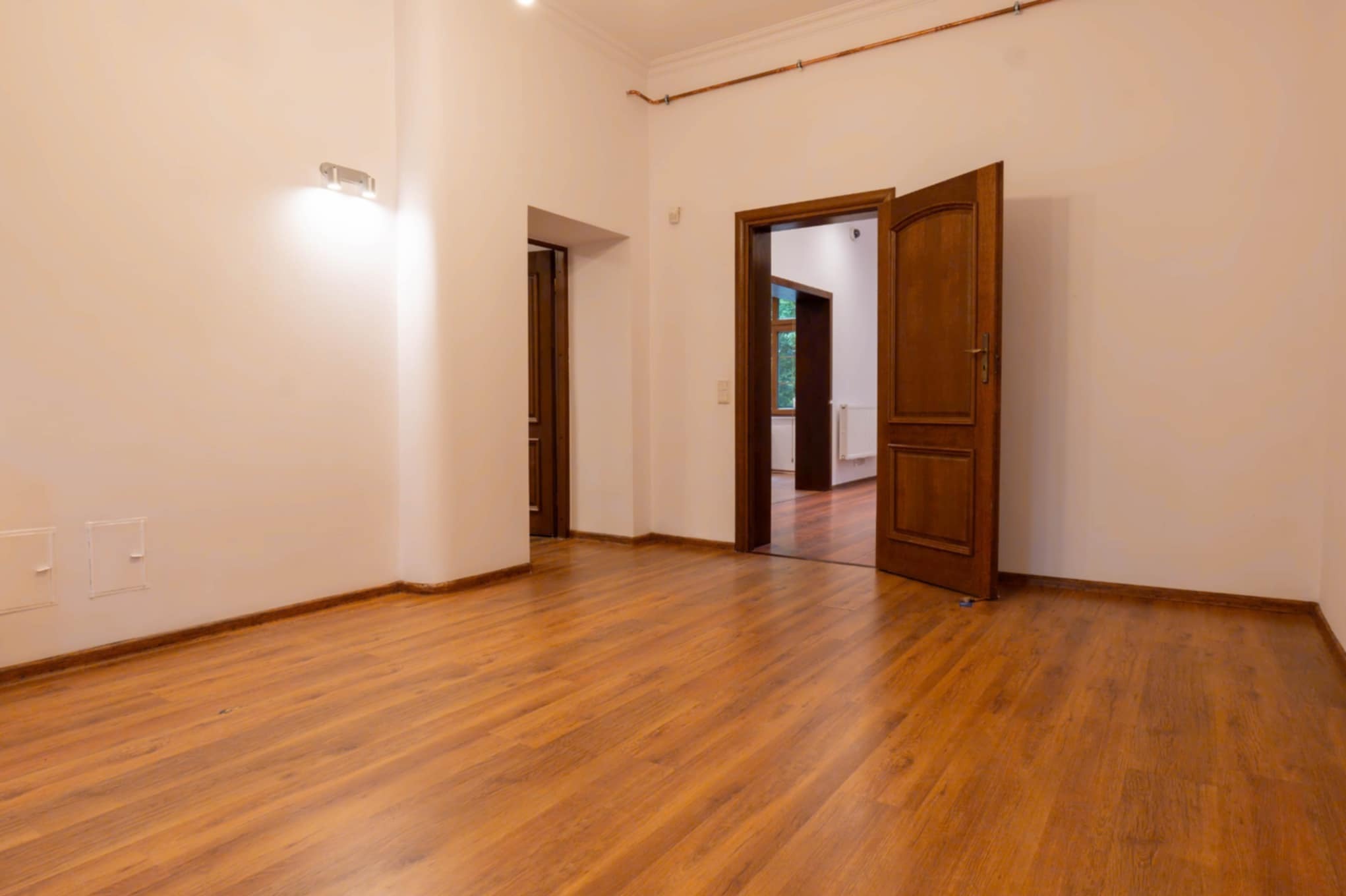 Sprzedaż nieruchomości komercyjnych i inwestycyjnych