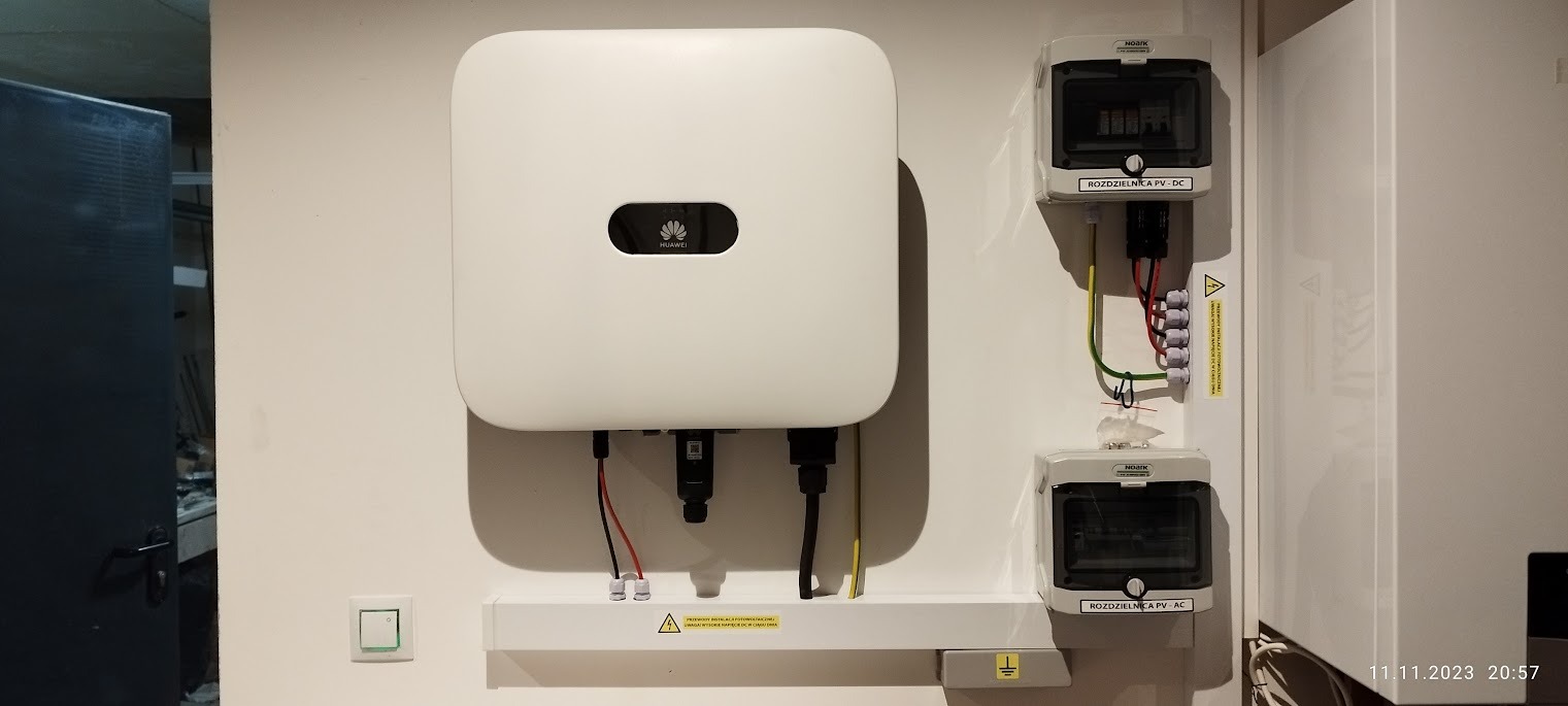 Instalacja fotowoltaiczna z falownikiem hybrydowym