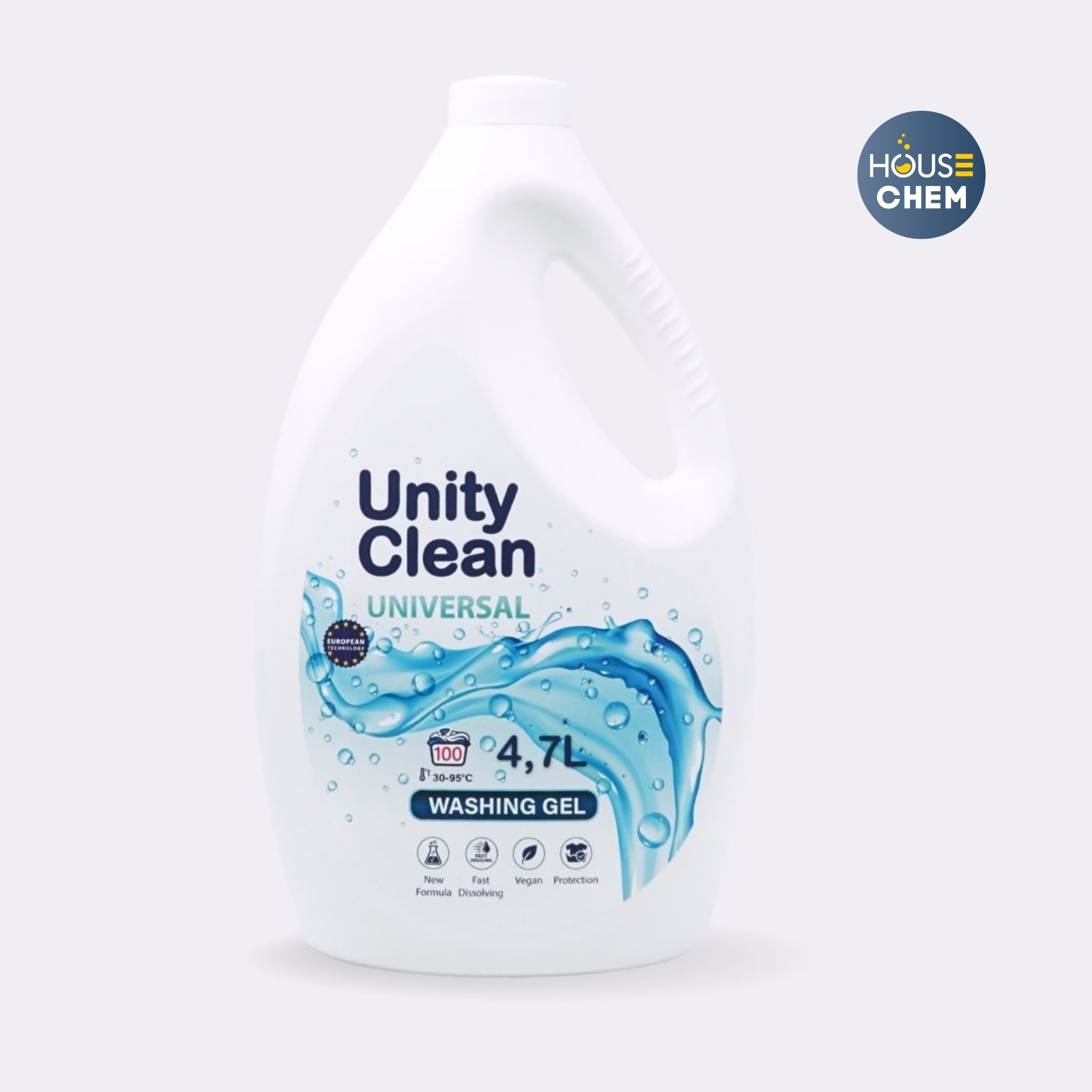 Biały kanister 4.7L z płynem do prania Unity Clean Universal, z niebieskimi akcentami i logo House Chem w prawym górnym rogu, na jasnym tle.