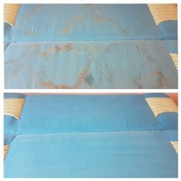 Ekspert - Kanapa przed i po praniu: widoczne, zredukowane plamy na jasnoniebieskiej tapicerce. Ujęcie z góry, prezentujące efekt czyszczenia.