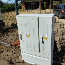 Montaż przyłączy elektryczne szybko i tanio.24h.lodz i okolice.