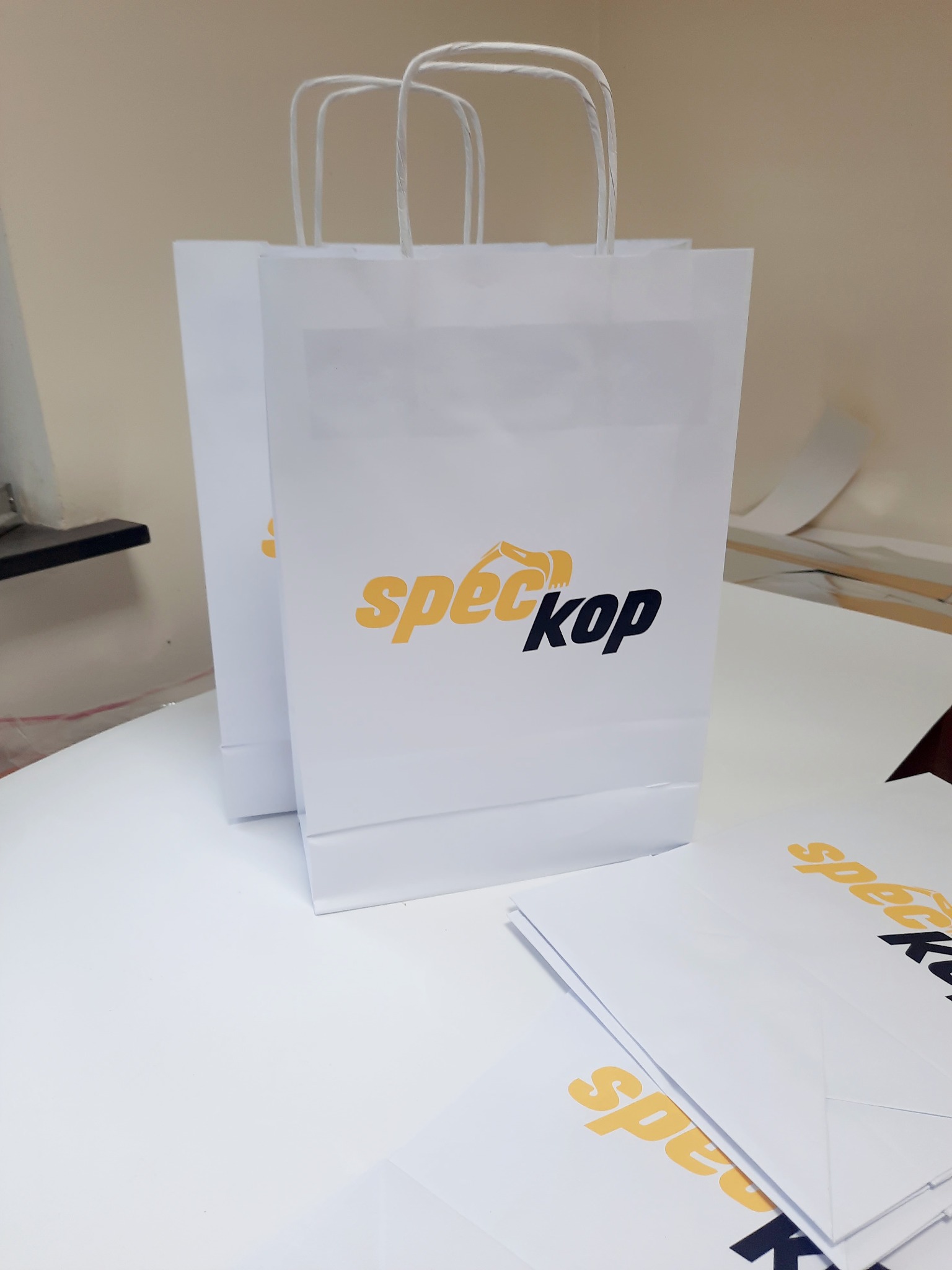 Torebki z nadrukiem - projekt + nadruk + wysyłka.