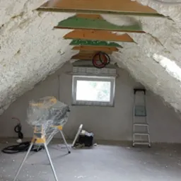 Izolacja poddasza pianką otwarto komórkową naszego polskiego producenta