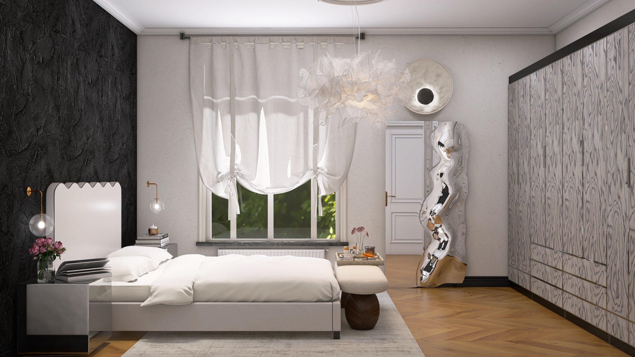 Nowoczesna sypialnia z łóżkiem, szafą z drewnianym wzorem i dekoracyjnym lustrem. Widok na okno z zasłonami i parkiet. Czarna ściana dodaje kontrastu.