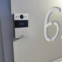 Domofon Akuvox z możliwością otwierania telefonem