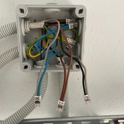 sposób łączenia przewodów w puszkach