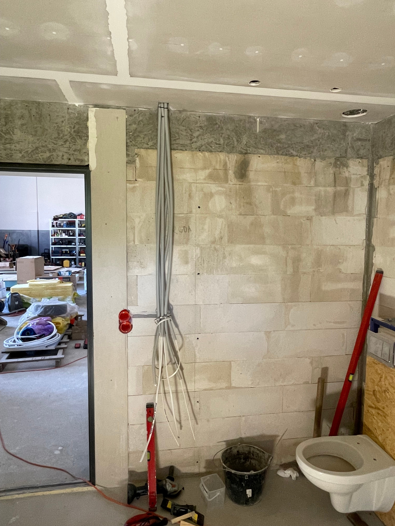 instalacja w pomieszczeniach sanitarnych