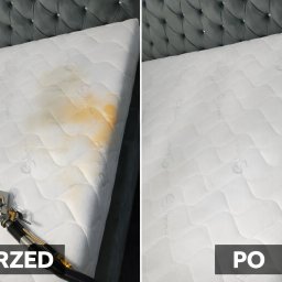 Panda Cleaner - Materac przed i po czyszczeniu: po lewej stronie widoczne plamy, po prawej materac czysty, z szarym zagłówkiem w tle. Widoczna dysza urządzenia czyszczącego.