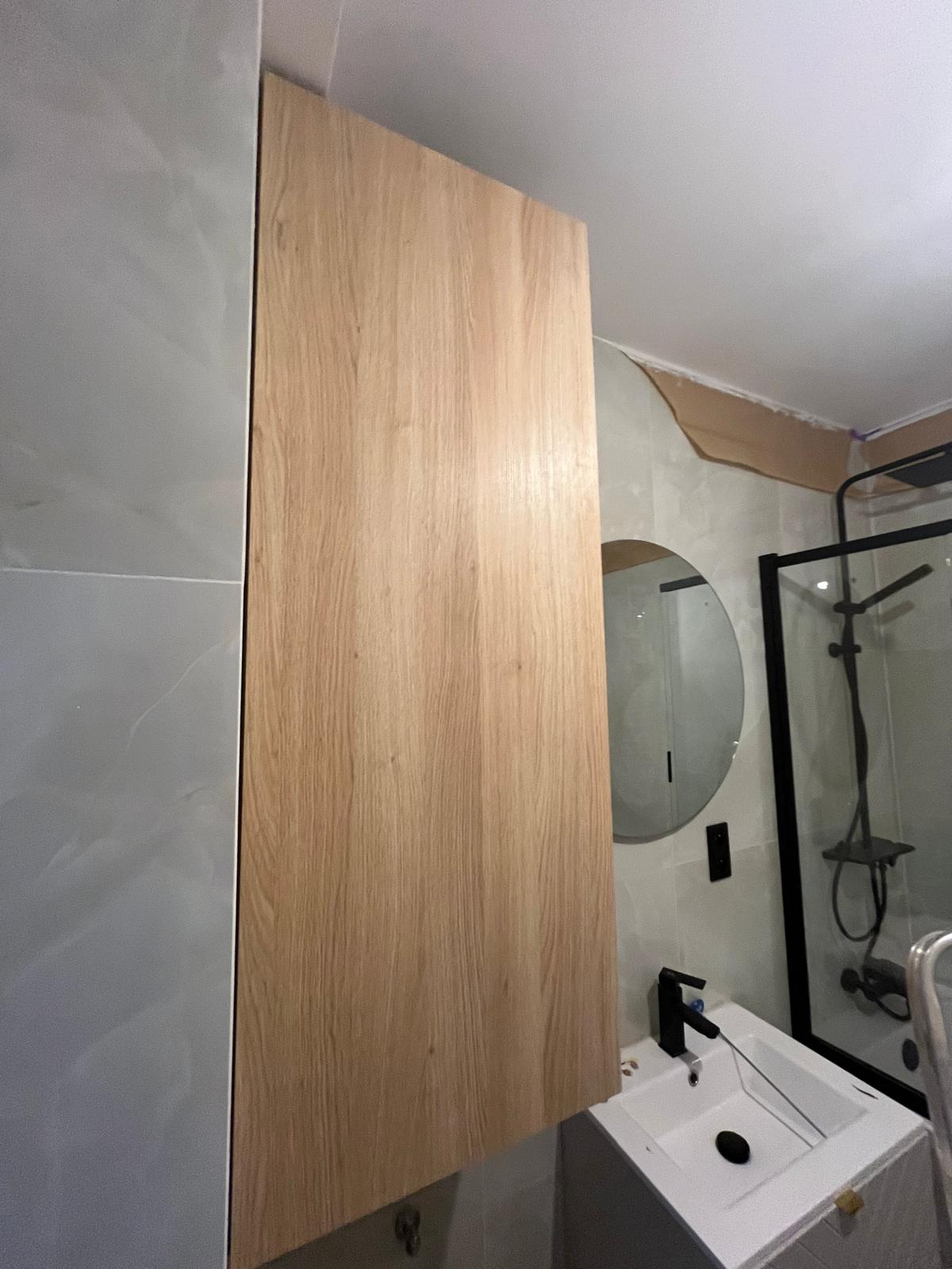 Szafka- zabudowa pieca w łazience