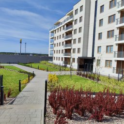 Dar-Tal Dariusz Talaśka - Stałe utrzymanie terenów zielonych wokół nieruchomości w Tucholi.