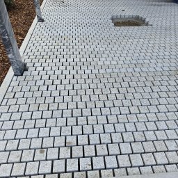 Układanie kostki brukowej Żarów 1