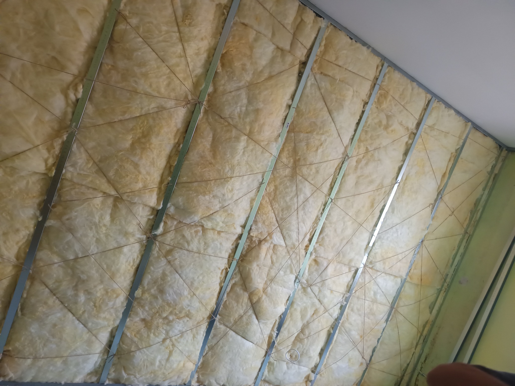 Ocieplanie ścian wełną szklaną, mineralną, skalną.