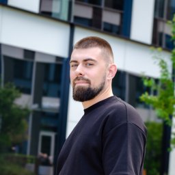 Oleksii Chmykh - Usługi Transportowe Busem Poznań