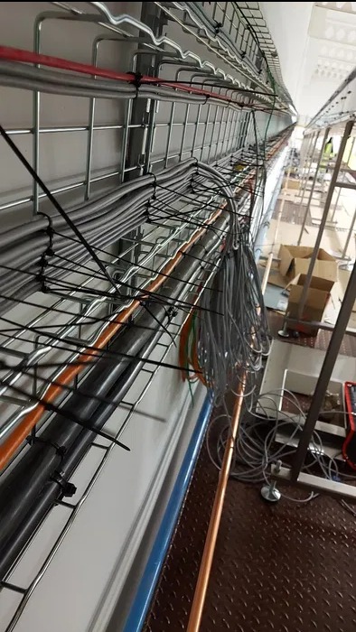 Trasy kablowe, automatyki przemysłowej zgodnie z projektem.