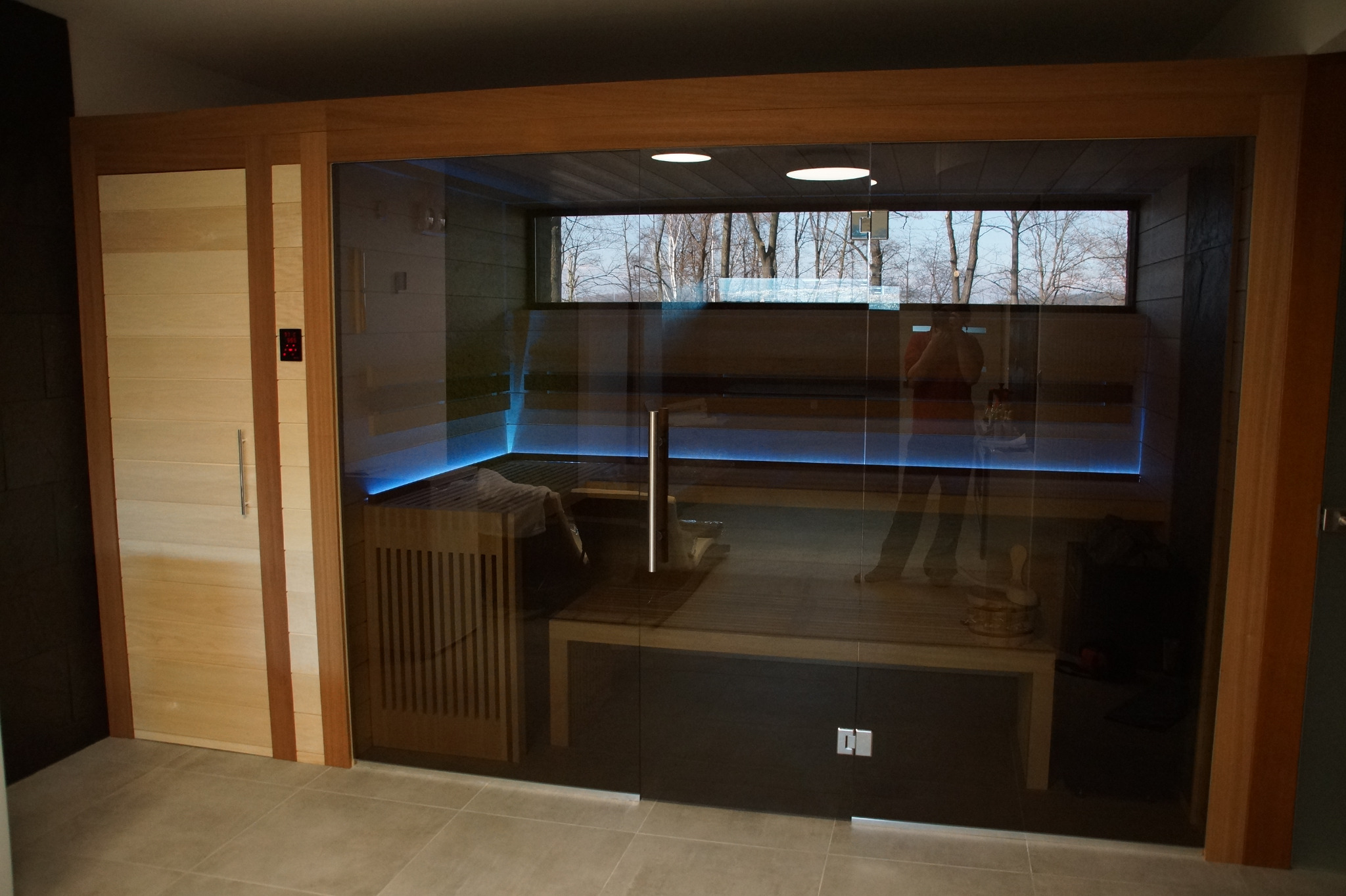 Luksusowa fińska sauna osikowa wykonana przez nas dla prywatnego klienta.