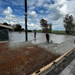 Nie ma dobrej posadzki bez solidnego betonu- u nas jakość zaczyna się od podstaw