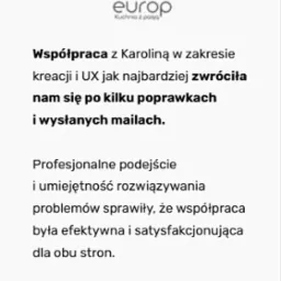 Opinia klienta Adama Gierka o współpracy w zakresie kreacji i UX dla europ24.pl. Ocena 4,9. Tekst rekomendacji na jasnym tle z logo firmy.