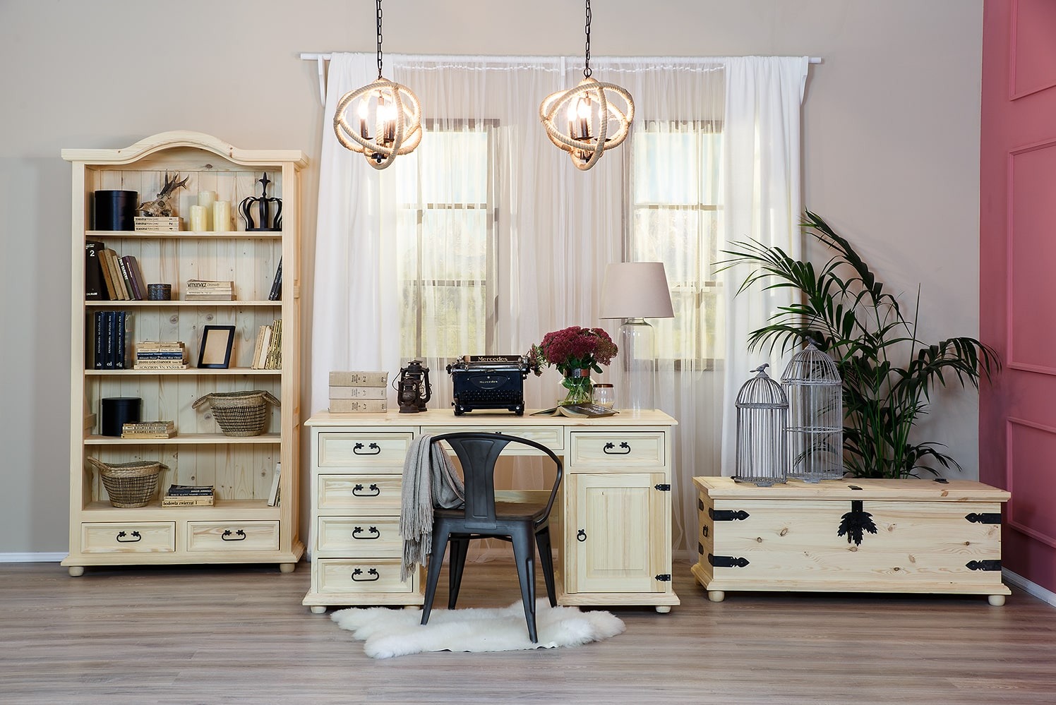 Meble biurowe wykończone woskiem bezbarwnym