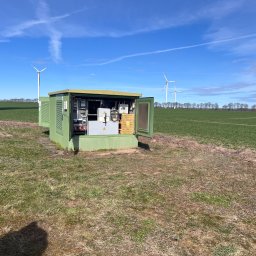 Montaż osłon dławików na farmie wiatrowej