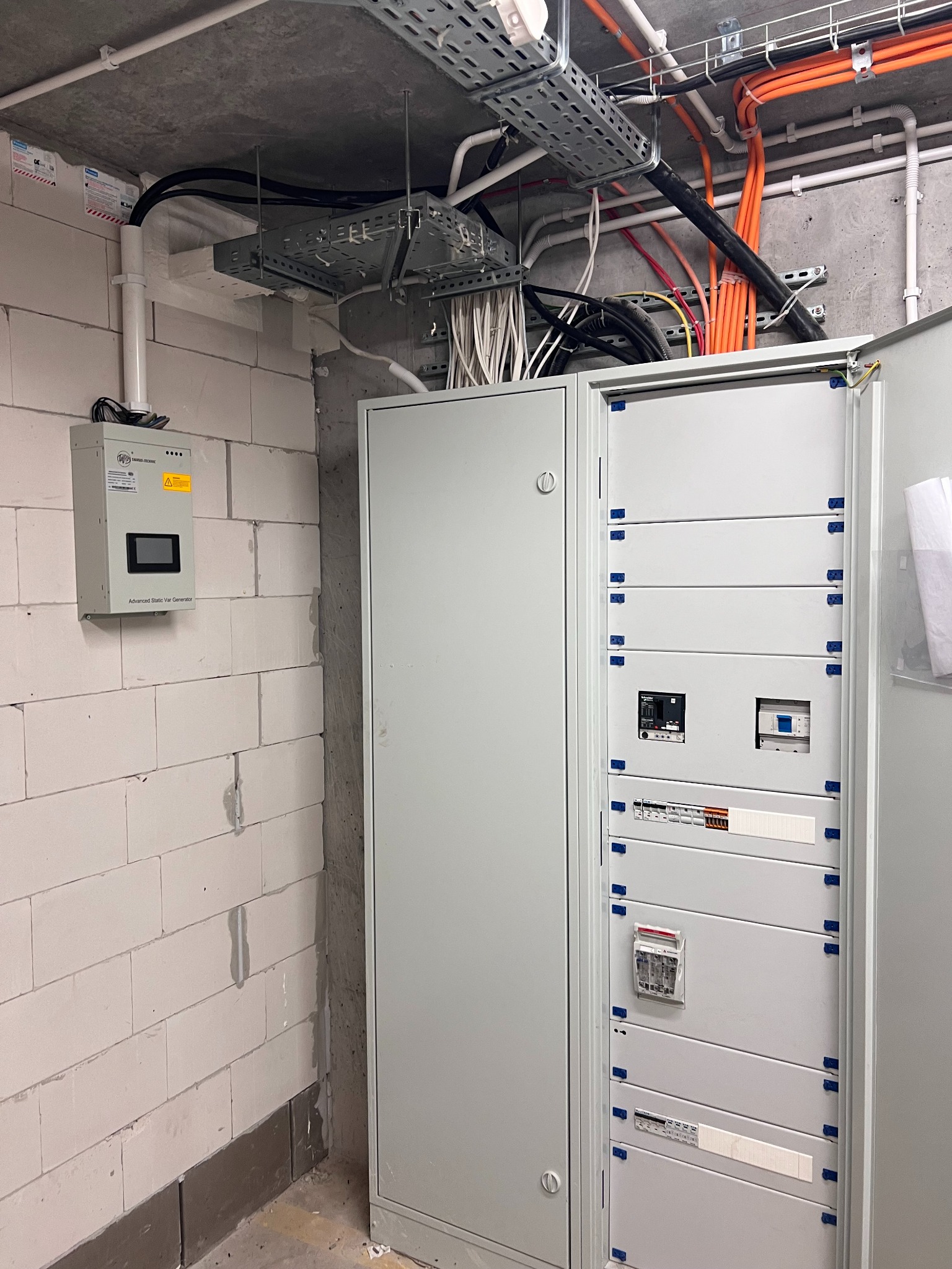 Poprawa jakości energii elektrycznej - montaż kompensacji mocy biernej